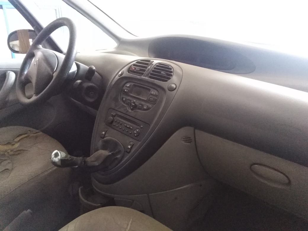  Citroen XSARA 2003    EN DESARME